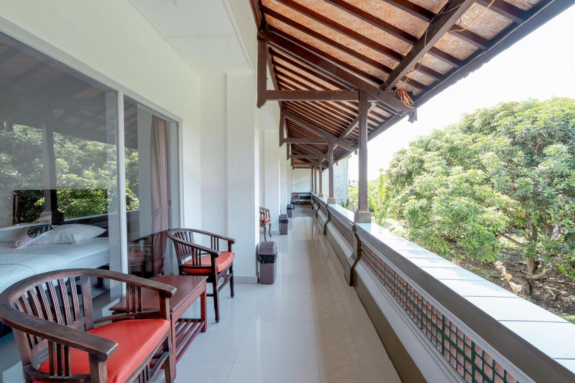 Urbanview Hotel Rasa Sayang Inn Tanjung Benoa Bali Kuta Selatan ภายนอก รูปภาพ